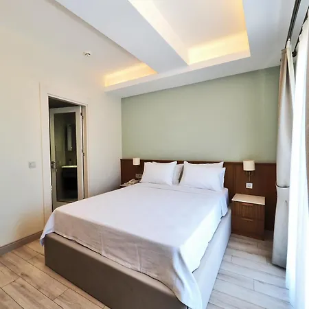Ξενοδοχείο Lina Oldcity 3*
